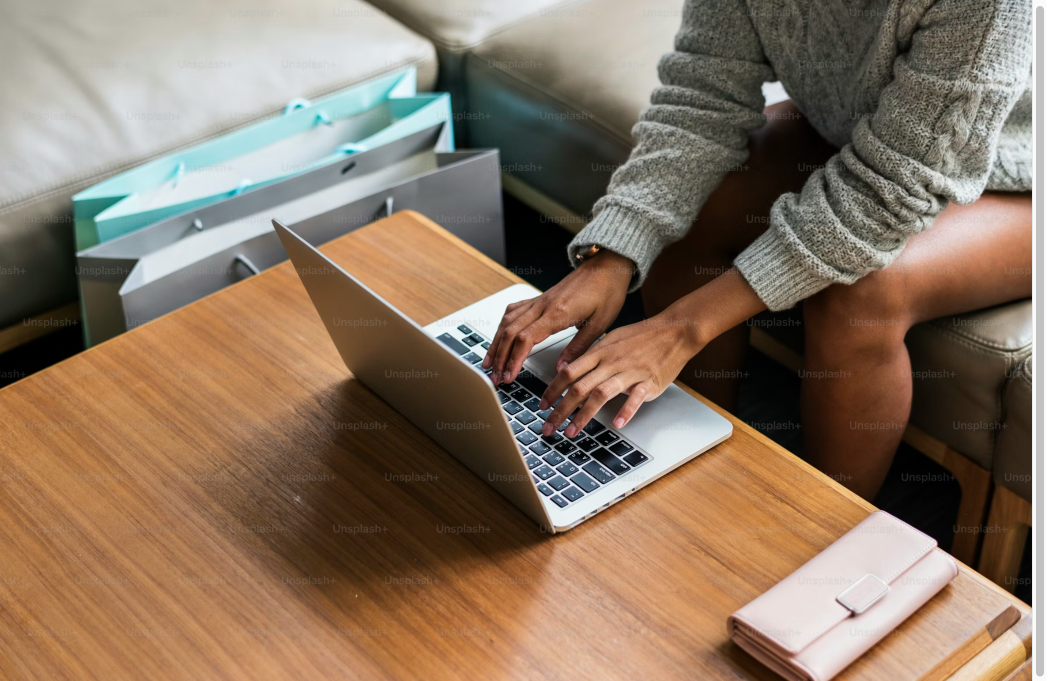 E-COMMERCE PULSE: eBay Gift Cards Bridge Traditional Marketplace to Modern Gifting